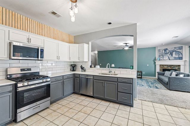 332 Mohawk Trail, Edmond, OK 73003