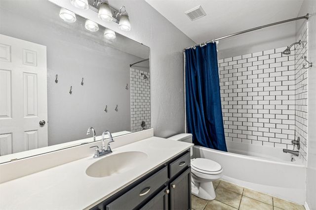 332 Mohawk Trail, Edmond, OK 73003