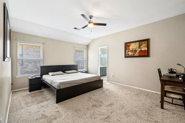 332 Mohawk Trail, Edmond, OK 73003