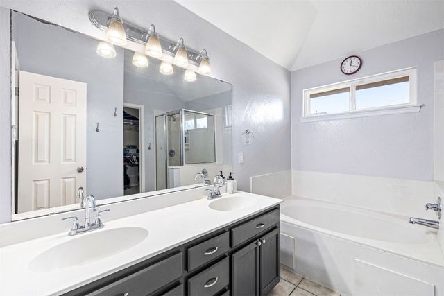 332 Mohawk Trail, Edmond, OK 73003
