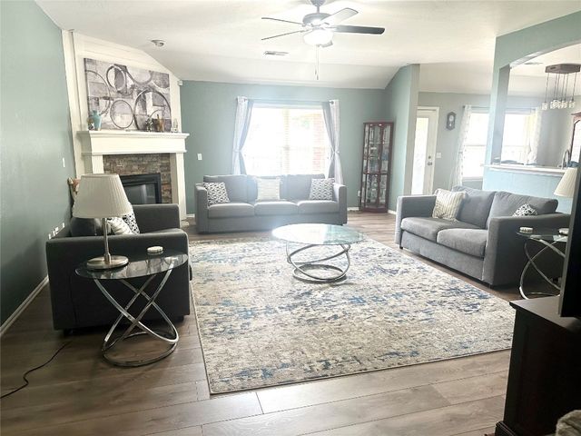 332 Mohawk Trail, Edmond, OK 73003