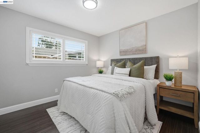 6221 Broadway Ave, Newark, CA 94560
