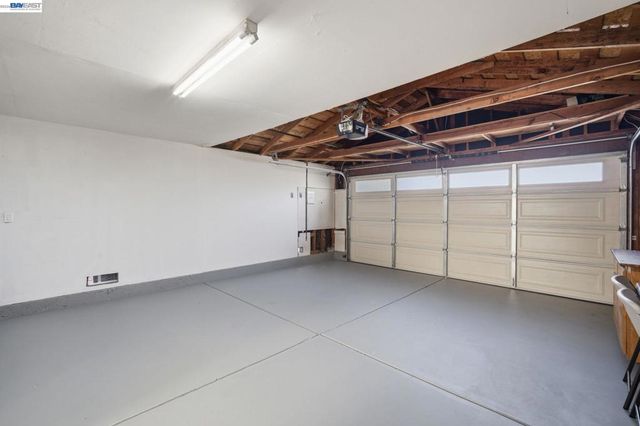 6221 Broadway Ave, Newark, CA 94560