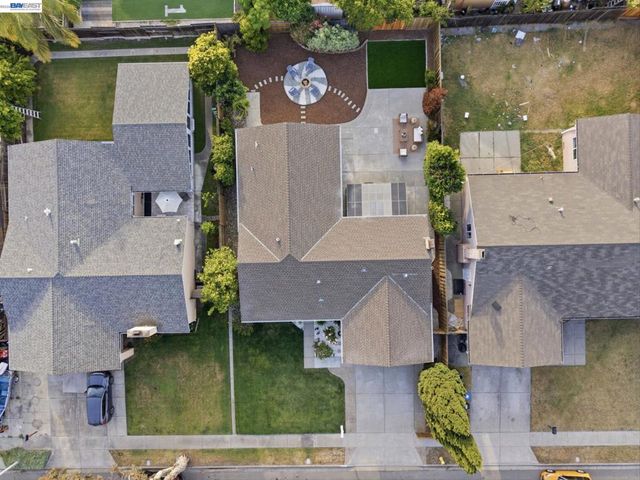 6221 Broadway Ave, Newark, CA 94560