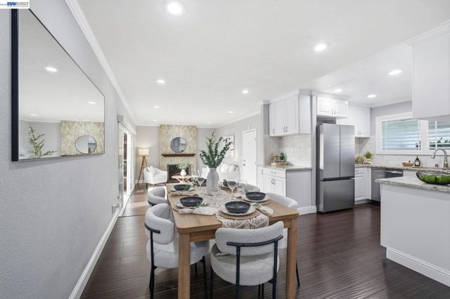 6221 Broadway Ave, Newark, CA 94560