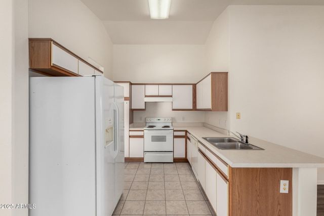 15928 W SMOKEY Drive, Surprise, AZ 85374