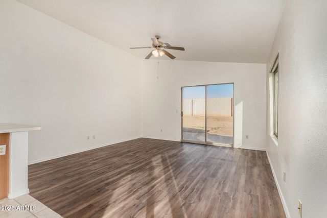 15928 W SMOKEY Drive, Surprise, AZ 85374