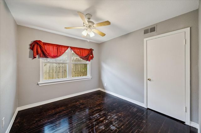 1512 Buchanan Street, Pasadena, TX 77502
