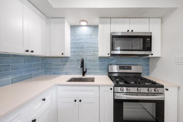 806 E 13th ST 102, Georgetown, TX 78626