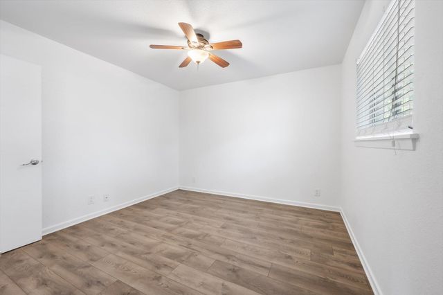 806 E 13th ST 102, Georgetown, TX 78626