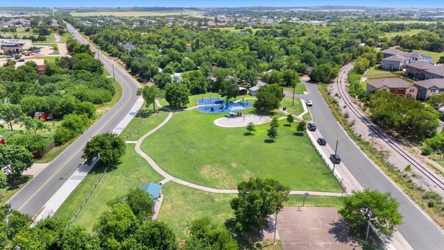 806 E 13th ST 102, Georgetown, TX 78626