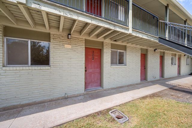 806 E 13th ST 102, Georgetown, TX 78626