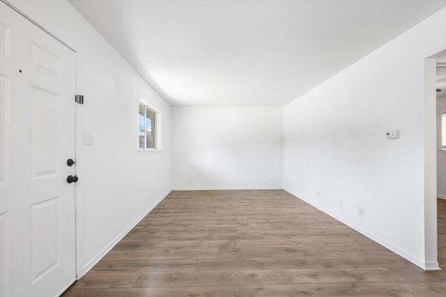 806 E 13th ST 102, Georgetown, TX 78626
