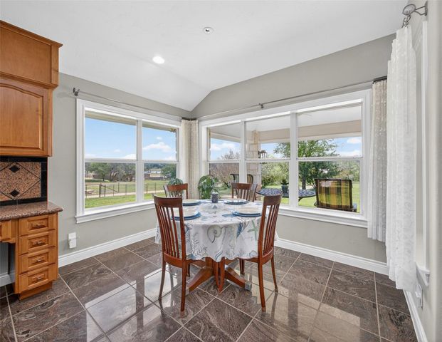 493 Chimney Cove DR, Marble Falls, TX 78654