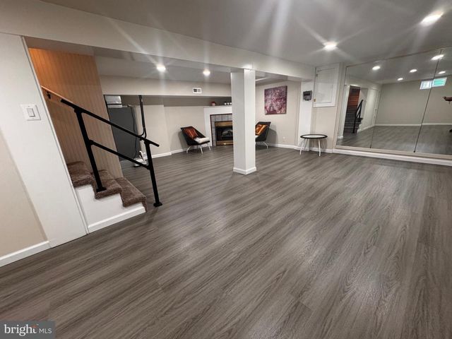 40 BUNTING LN, Aston, PA 19014