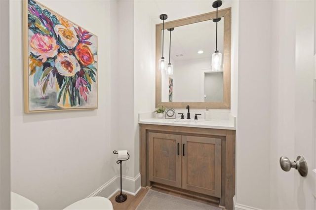 17604 High Street, Overland Park, KS 66085