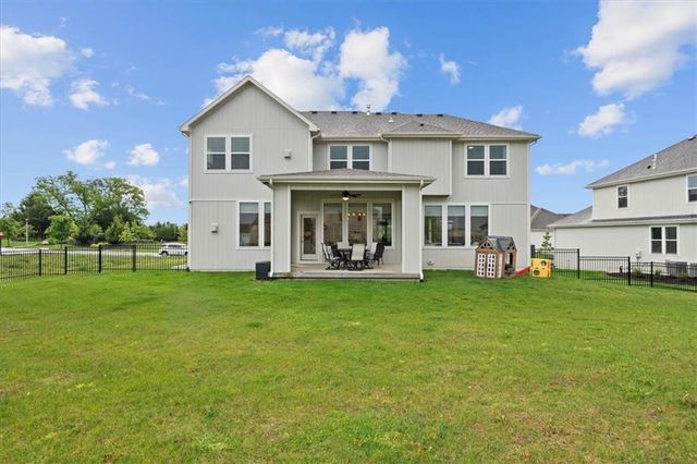 17604 High Street, Overland Park, KS 66085