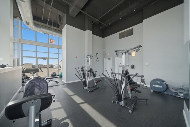 230 W Division Street 804, Chicago, IL 60610