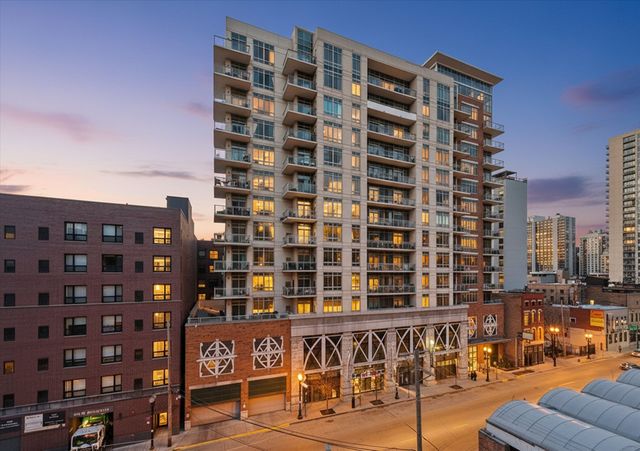 230 W Division Street 804, Chicago, IL 60610
