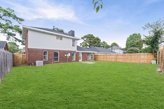 17527 Hamilwood Drive, Houston, TX 77095