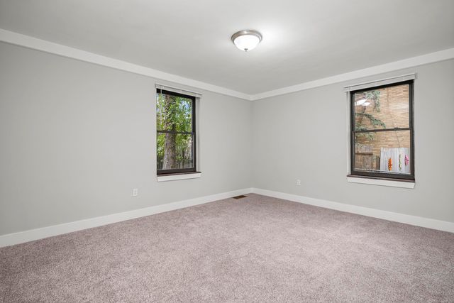 30675 Tennessee Street, Roseville, MI 48066