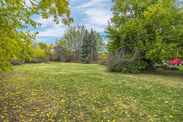 30675 Tennessee Street, Roseville, MI 48066