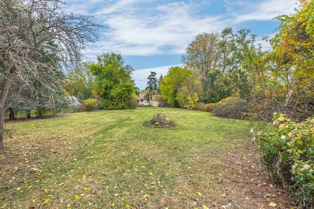 30675 Tennessee Street, Roseville, MI 48066