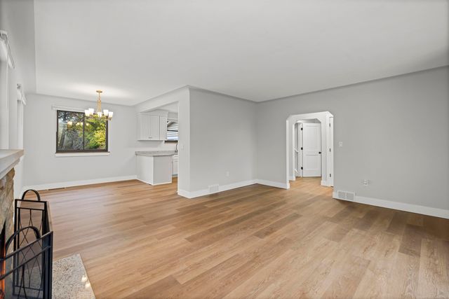 30675 Tennessee Street, Roseville, MI 48066