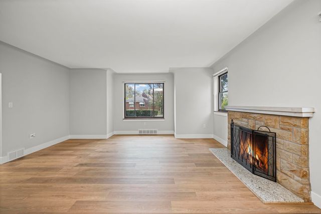 30675 Tennessee Street, Roseville, MI 48066