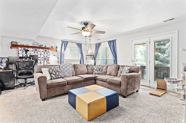 148 S RIDGEVIEW DR, Orem, UT 84058