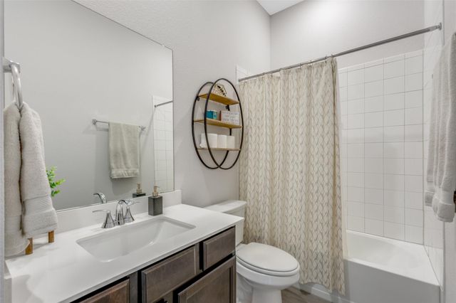 409 Mangold DR, Hutto, TX 78634