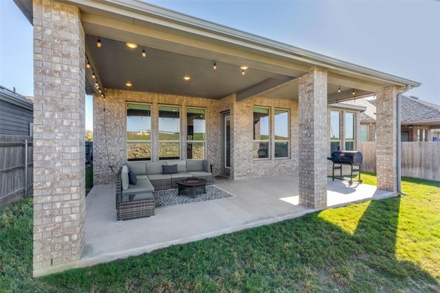 409 Mangold DR, Hutto, TX 78634