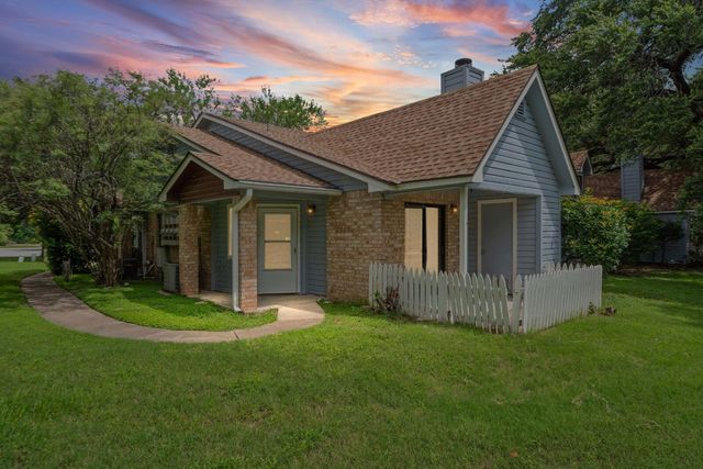 1601 Faro DR 1504, Austin, TX 78741