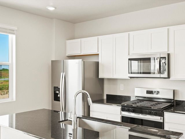 624 98th Avenue, Greeley, CO 80634