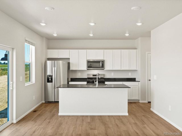 624 98th Avenue, Greeley, CO 80634