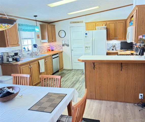 11065 Hickory Lane, Vienna Charter Township, MI 48420