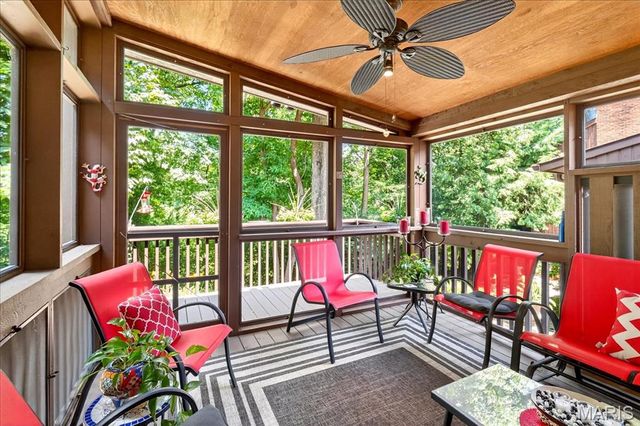 2 Tanewood Court, Belleville, IL 62223