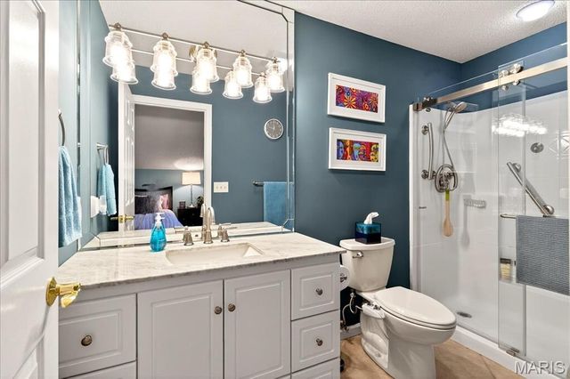 2 Tanewood Court, Belleville, IL 62223