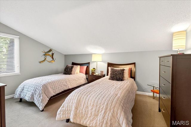 2 Tanewood Court, Belleville, IL 62223