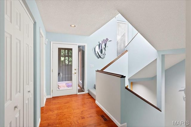 2 Tanewood Court, Belleville, IL 62223