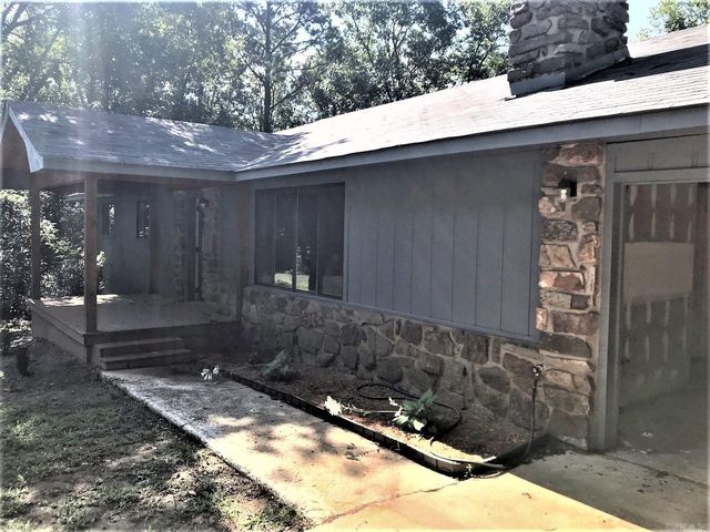 107 Courtshire, Fairfield Bay, AR 72088