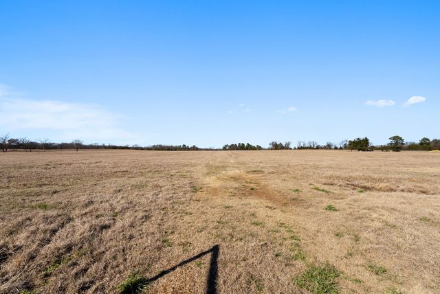 1699 CR 3240, Mt Pleasant, TX 75455