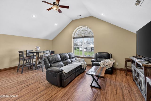 4314 W 25th Place, Joplin, MO 64804