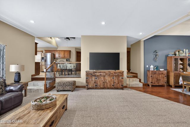 4314 W 25th Place, Joplin, MO 64804