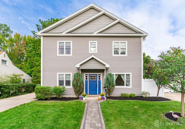 27 Marshall Place, Sayreville, NJ 08872