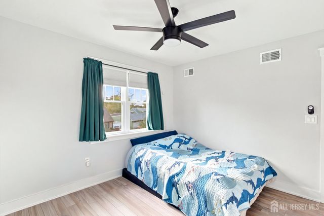 27 Marshall Place, Sayreville, NJ 08872