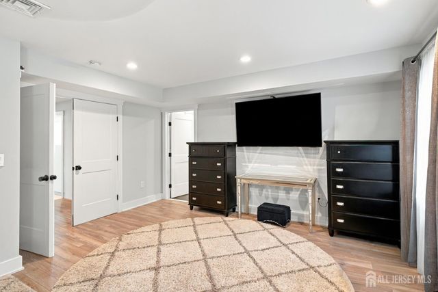 27 Marshall Place, Sayreville, NJ 08872