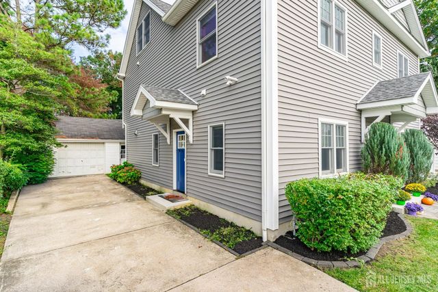 27 Marshall Place, Sayreville, NJ 08872