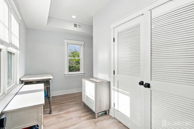 27 Marshall Place, Sayreville, NJ 08872