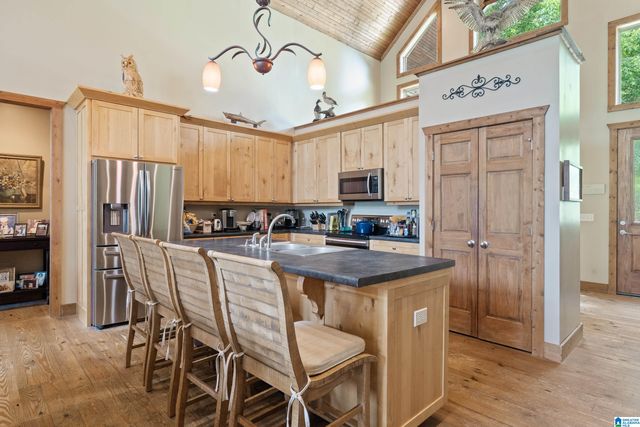 2442 HEBB ROAD, Wilsonville, AL 35186